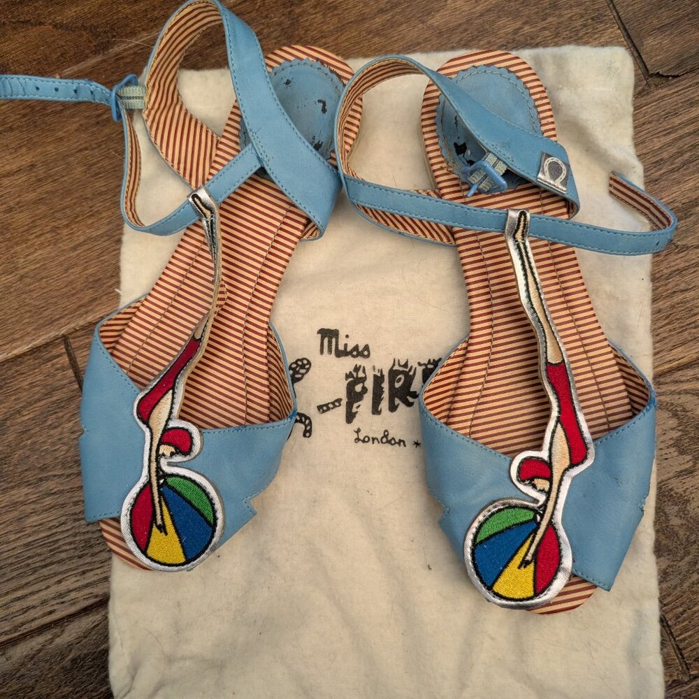 Miss L Fire "Bathing Beauties" sandals shoes vintage style, US 8.5 / EU 39
